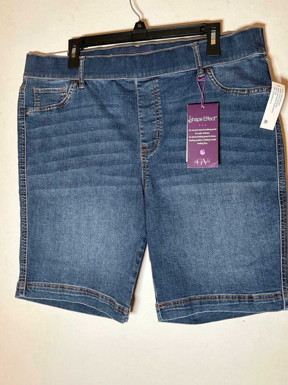 Gloria Vanderbilt Jean Shorts